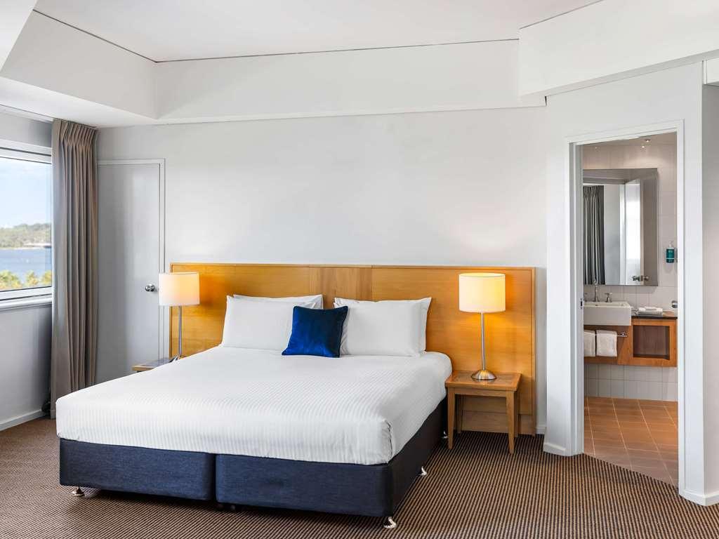 Novotel Perth Langley Стая снимка